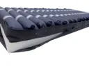 מזרן אוויר דינמי Dynamic Air. מניעת פצעי לחץ עד דרגה 4. כולל משאבה Xiamen Senyang. ויסות לחצים אוטומטי. התאמה למשקל המטופל. שקט במיוחד. אספקה מיידית עם הדרכה. ס.מדיק יבוא
