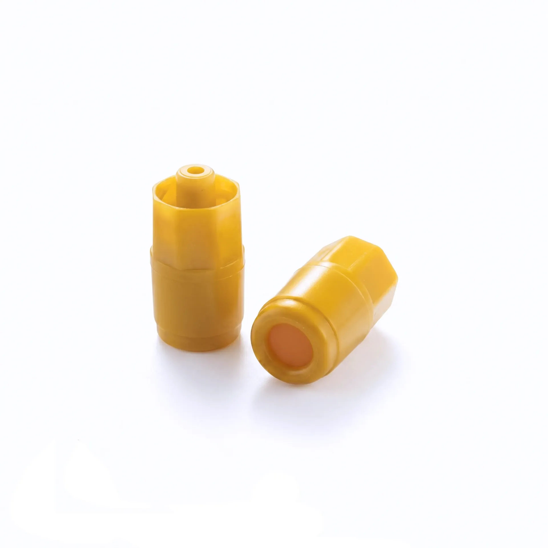 [460049] פקק צהוב לוונפלון / Heparin Lock Cap Yellow. Combi-Stopper לחיתום וונפלון וסט עירוי. סטרילי וחד פעמי. מארז 100 יחידות. ס.מדיק יבוא